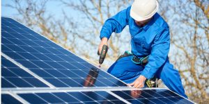 Installation Maintenance Panneaux Solaires Photovoltaïques à Ponsas
